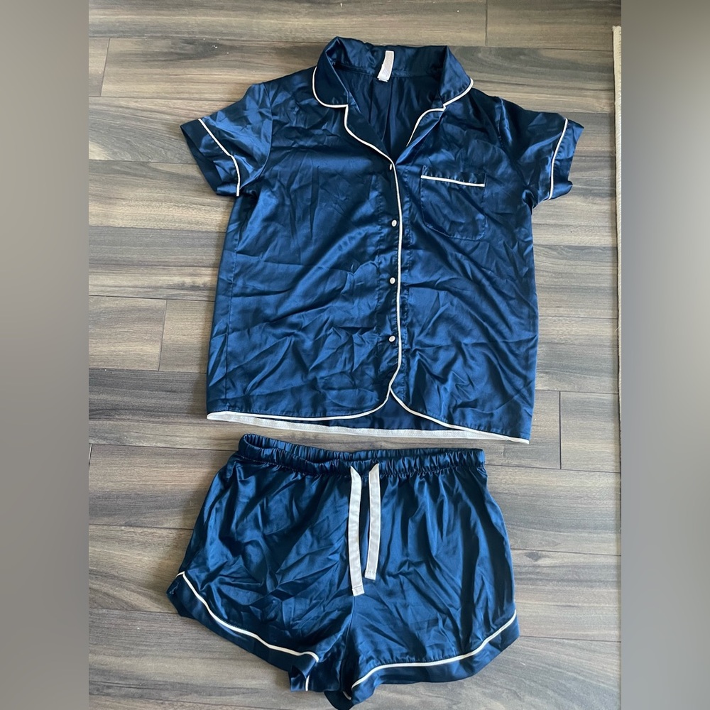 Satin navy blue pajamas set